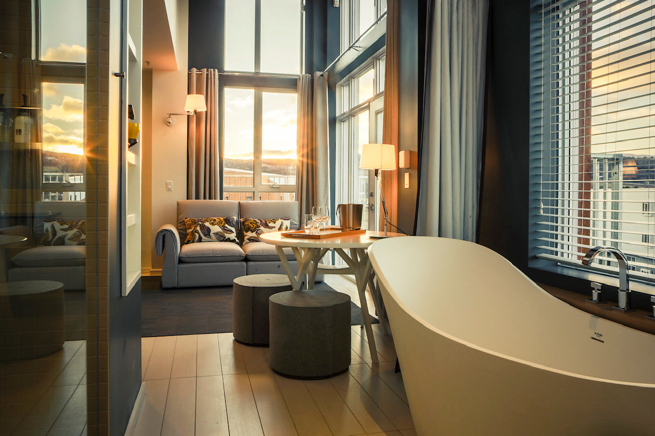 Occupation Double - Lit King - Pavillon Le Moulin (Style Loft) - 8 675 $